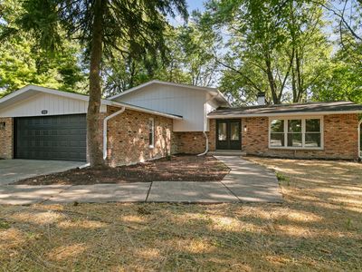 28W555 Leverenz Rd, Naperville, IL, 60564