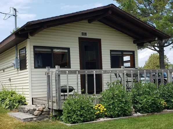 148 N Huron St Unit #2, De Tour Village, MI 49725