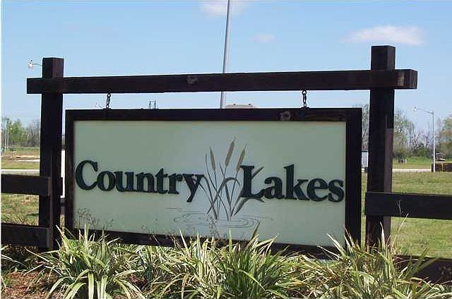 2nd image of 311 Lake