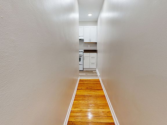 5th image of 1114 Spruce St
