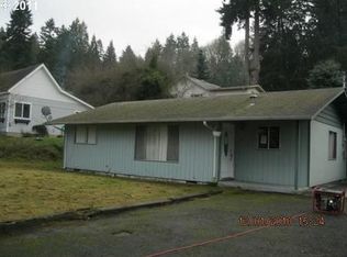 906 E East St, Rainier, OR 97048