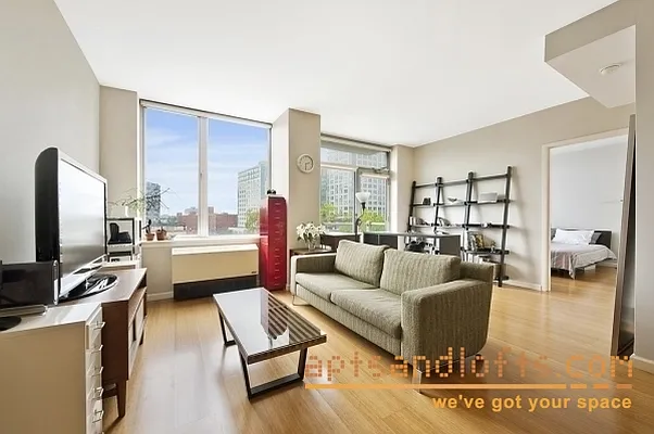 Rented by aptsandlofts.com | media 17