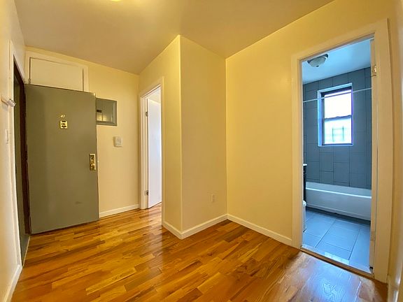 2nd image of 280 Crown St #G6