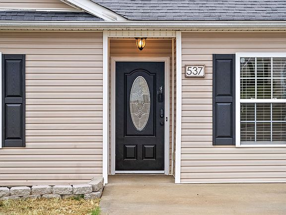 4th image of 537 Oakmont Dr