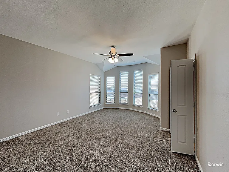 1025 Prairie Heights Dr — Photo 8