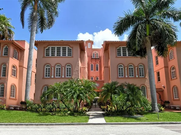 1221 N PALM AVENUE #305, SARASOTA, FL 34236