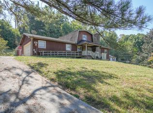 230 White Pine Ln, Rockford, TN 37853
