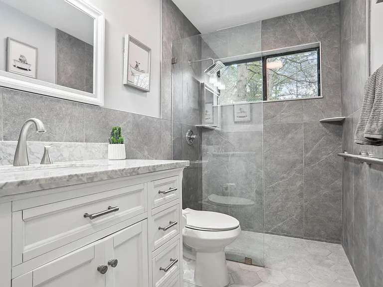 1406 Cartecay Dr — Photo 14