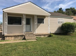 237 Russell Dr, Midwest City, OK 73110