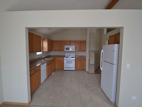 4th image of 300 Reverend Walton Dr