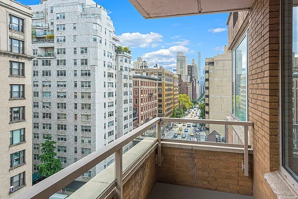 Rented by Sotheby's International Realty | media 24