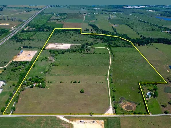 305 County Road 108, Caldwell, TX 77836
