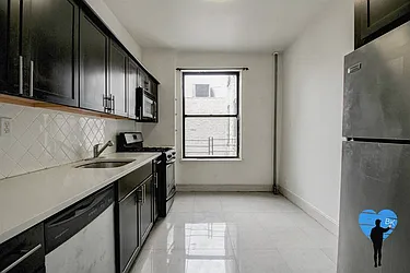 Rented by Next Door Realty NYC