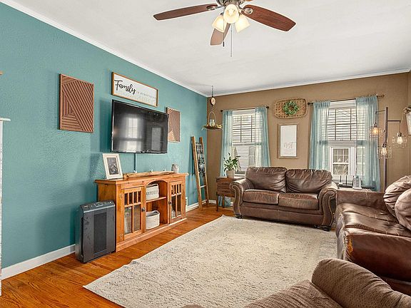 5th image of 1123 S 6th St