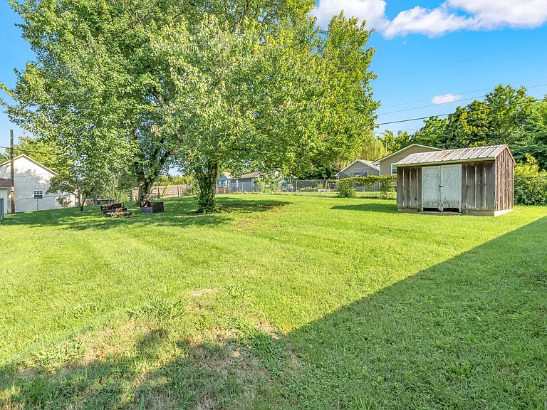 217 Buckingham Dr — Photo 48