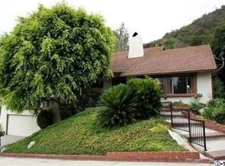 3221 Barnes Cir, Glendale, CA 91208