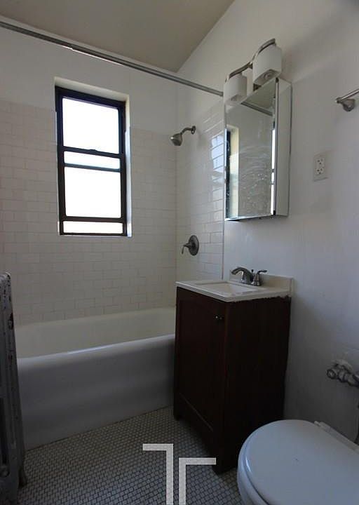 1st image of 4616 N Paulina St #4614212