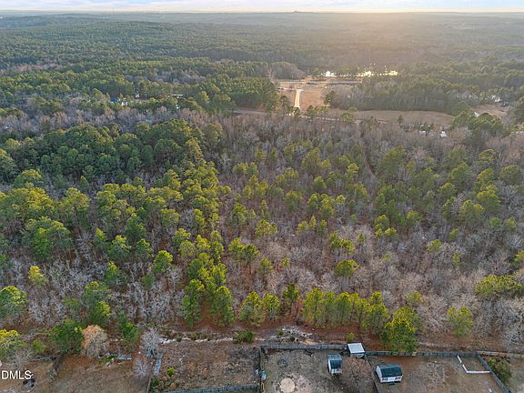 4th image of 904 Roberts Rd Lot 2