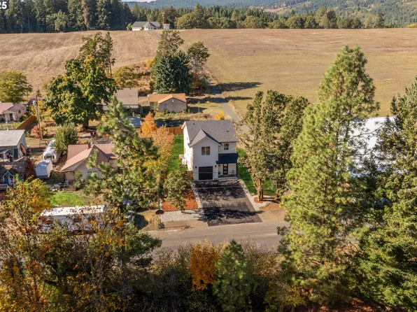 219 Main St, White Salmon, WA 98672