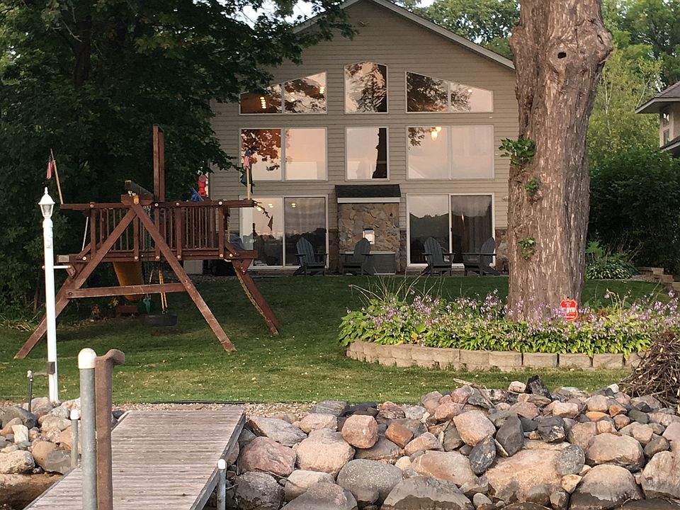1st image of 1847 Shorewood Ln