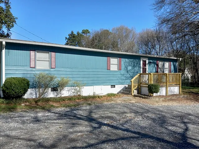621 Old Friendship Rd — Photo 5