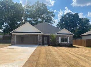 2701 Johnswood Village Dr, Bryant, AR 72022