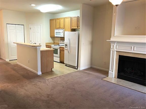 3rd image of 8606 Twined Creek Ln