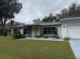 222 S Hunting Lodge Dr, Inverness, FL 34453