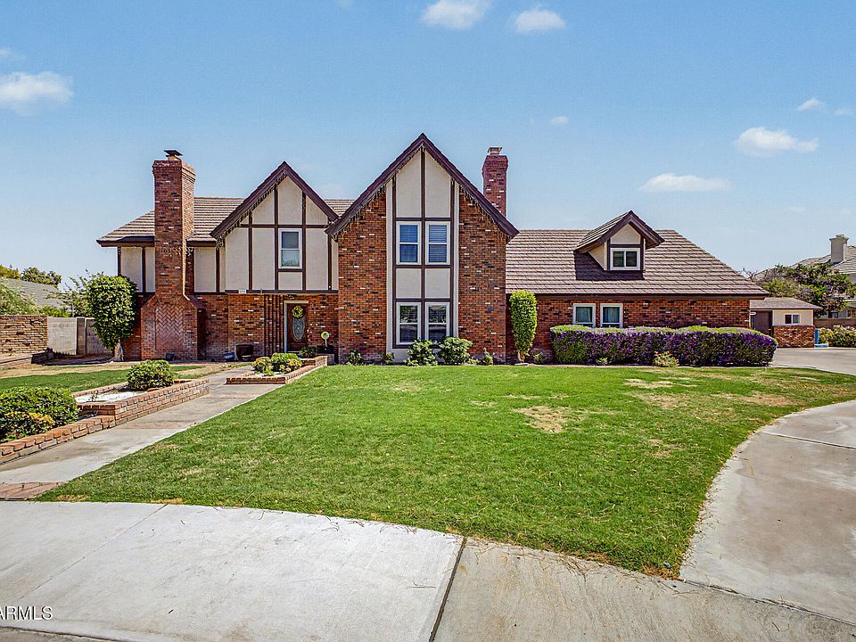 1st image of 2451 N FOREST Circle