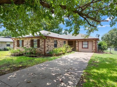 707 Broadway St, Whitesboro, TX, 76273