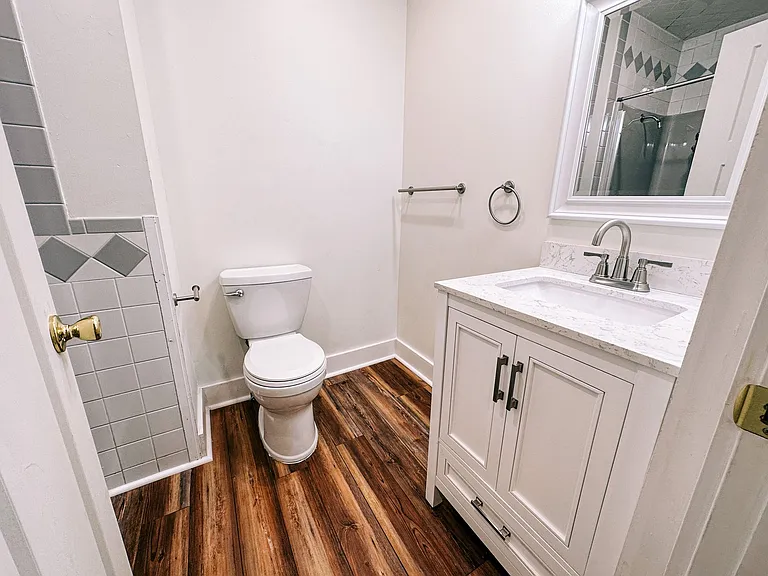 508 N Washington St — Photo 13