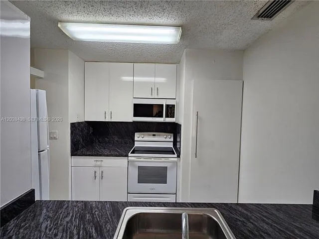 15665 SW 74th Circle Dr #12 — Photo 6