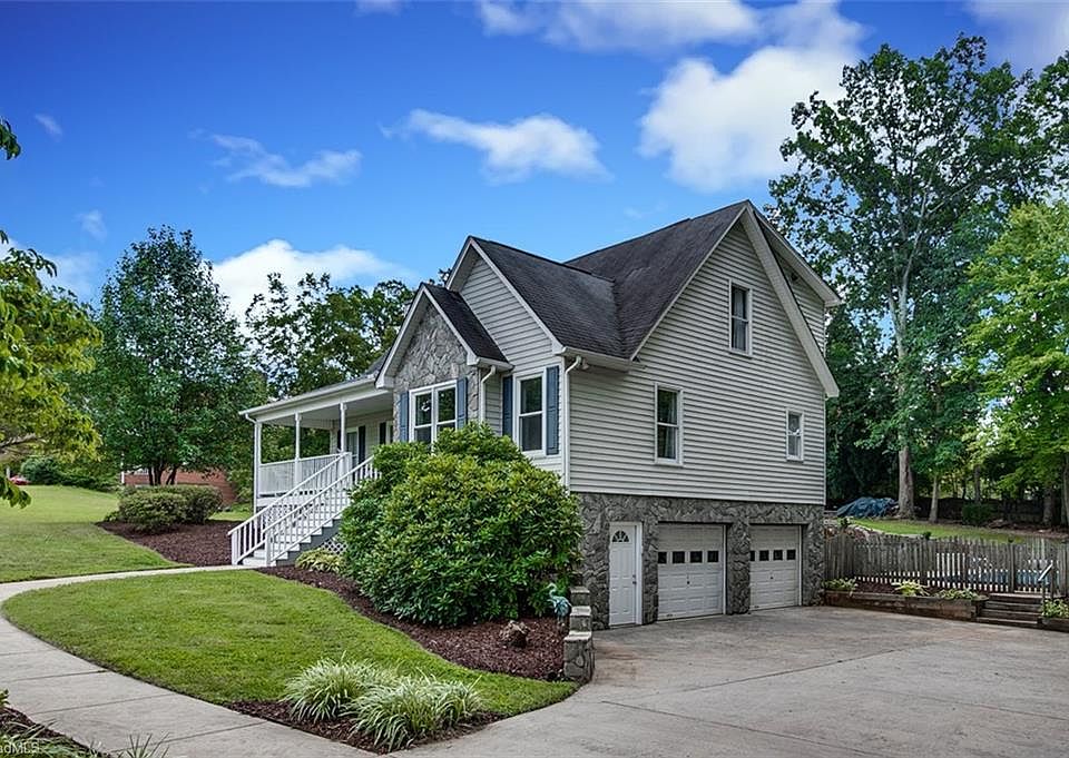 1st image of 5068 Oak Garden Dr