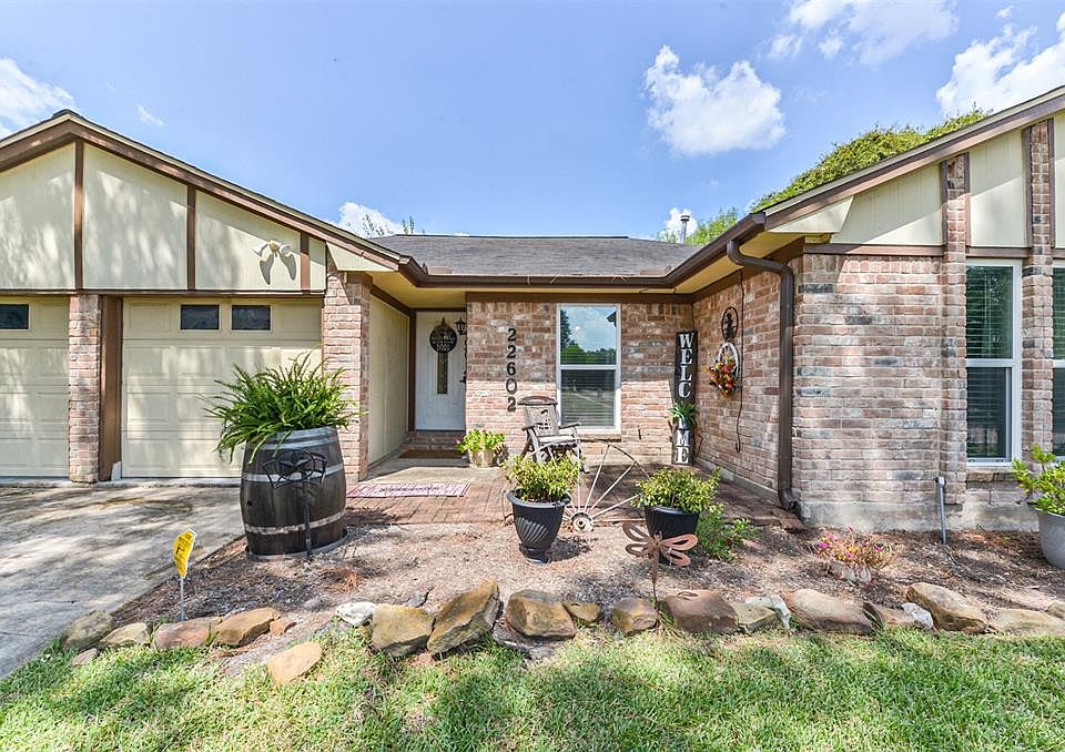 Welcome to 22602 Red River Dr.