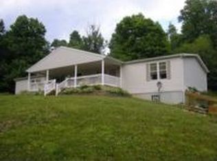 869 Cherry Lane Rd, Apollo, PA 15613