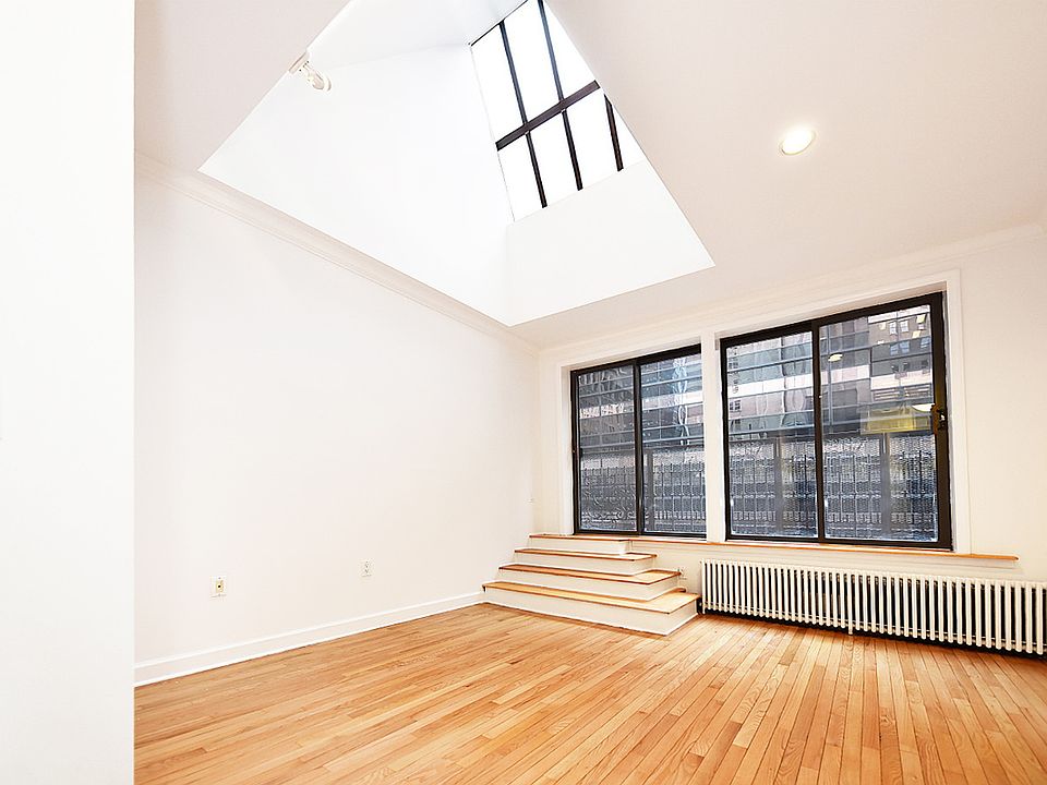 1st image of 38 E 58th St #6A