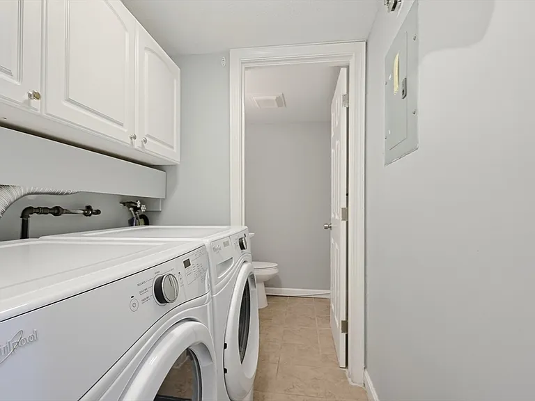 167 Greenbrook Dr #167 — Photo 18