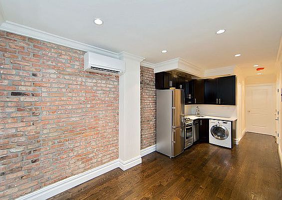 2nd image of 446 W 19th St APT 2A