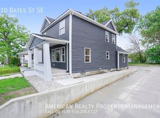 710 Bates St SE, Grand Rapids, MI 49503
