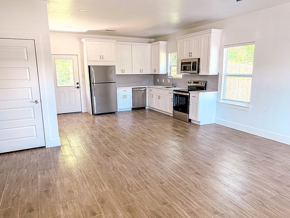 2nd image of 1217 Main St #B