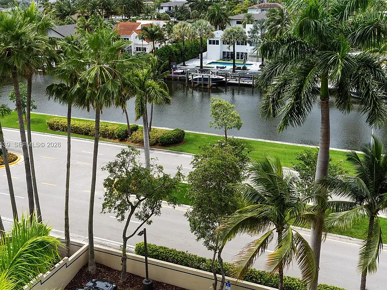 3598 Yacht Club Dr #601 — Photo 55