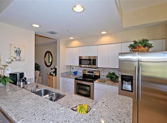 2nd image of 8076 Queen Palm Ln APT 417