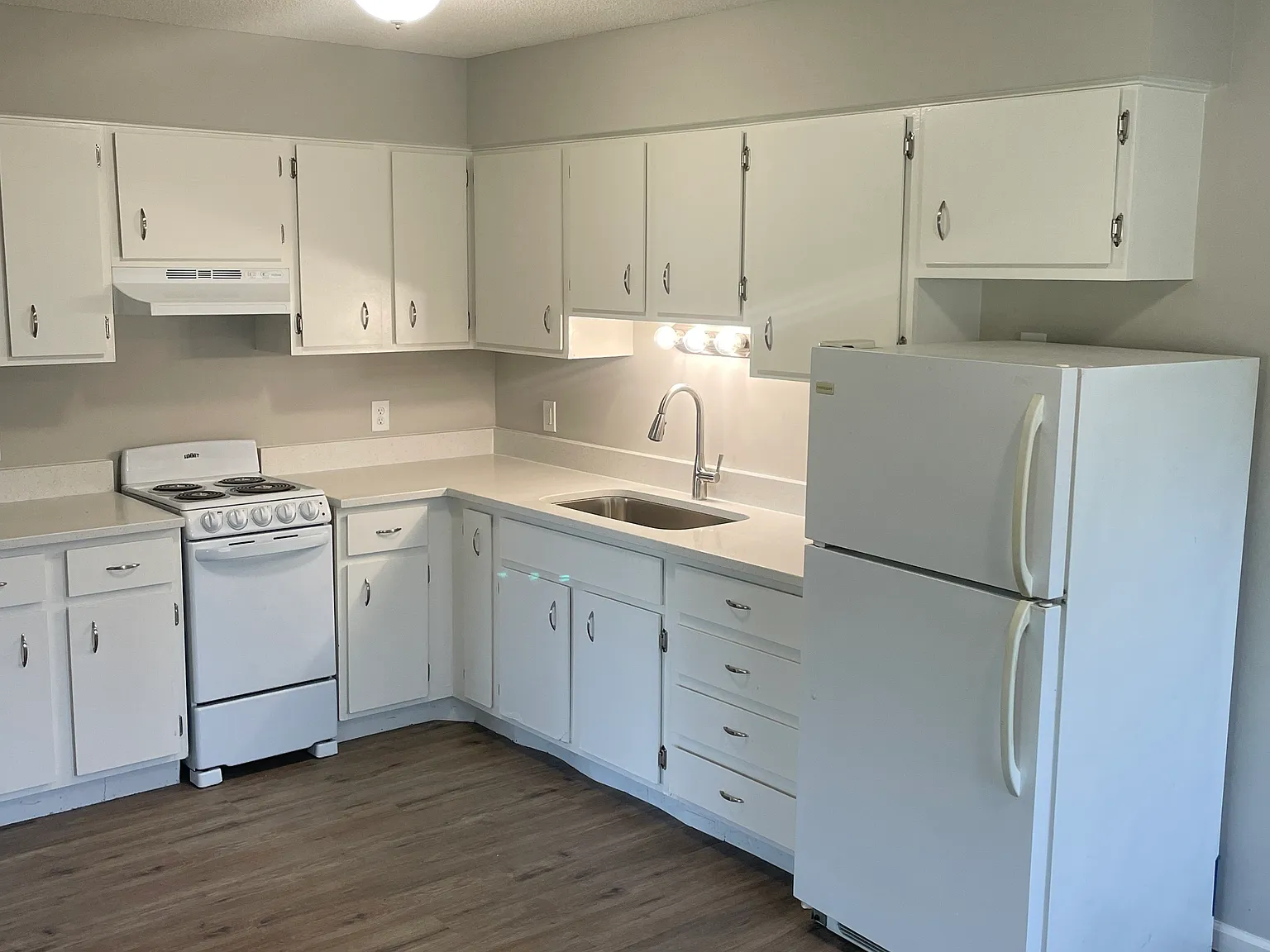 1 bed, $750 — Photo 4