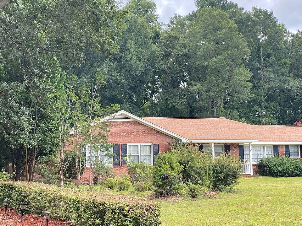 2nd image of 2432 Fairway Dr
