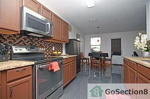 5th image of 1513 Lone Star Ct