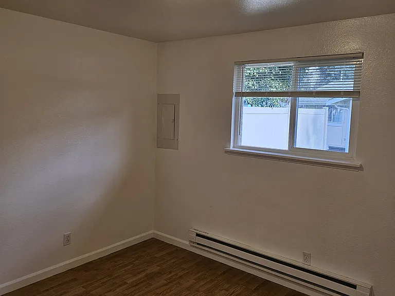 6602 To 6604 Bonniewood Dr SE #6604 — Photo 8