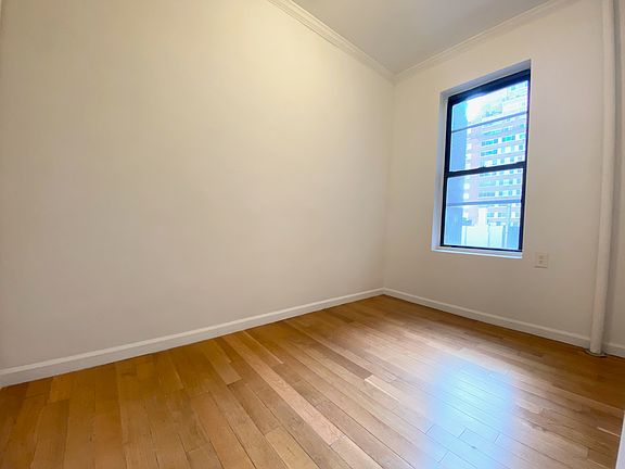 5th image of 348 E 66th St APT 4F