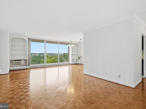 2nd image of 1401 Pennsylvania Ave APT 1103