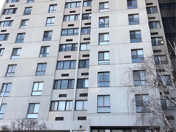2nd image of 60 Strawberry Hill Ave Unit 1010