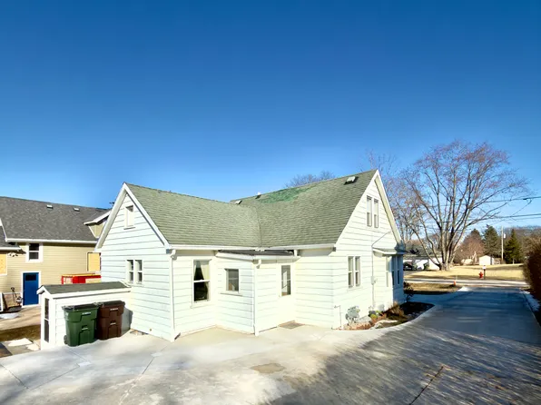 2833 S 128th St #2833, New Berlin, WI 53151